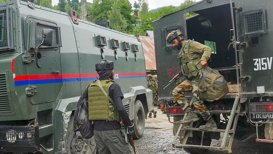 <div class="paragraphs"><p>Army personnel during an encounter with terrorists.</p></div>